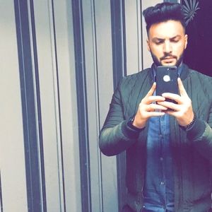 Meet your Posher, Alaa